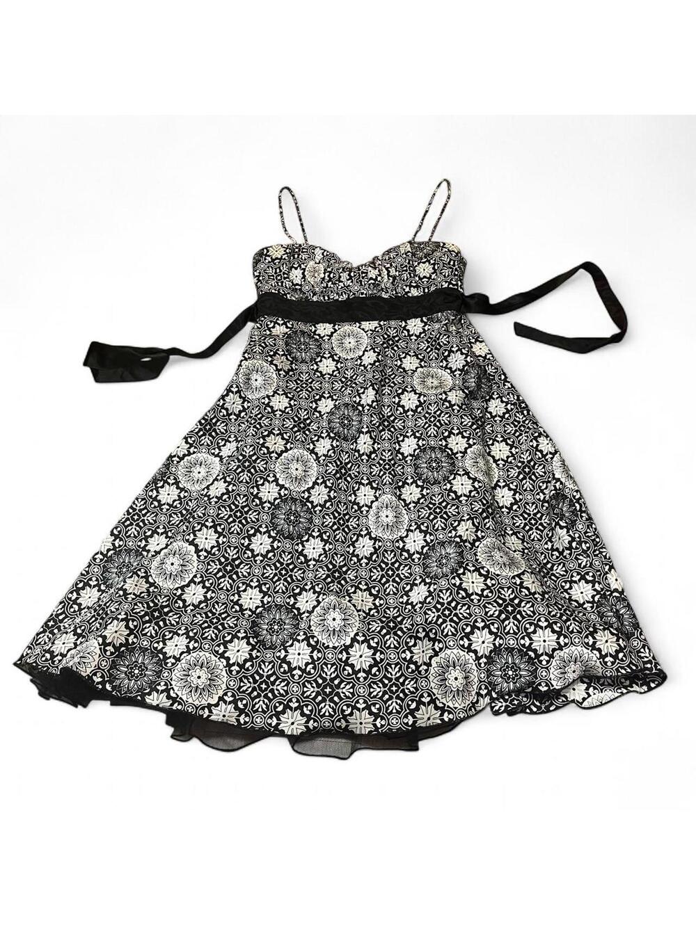 Y2k speechless tie back dress